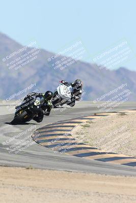 media/Oct-05-2025-CVMA (Sun) [[beeef4f201]]/Race 11-500-400(4)-350 Supersport/